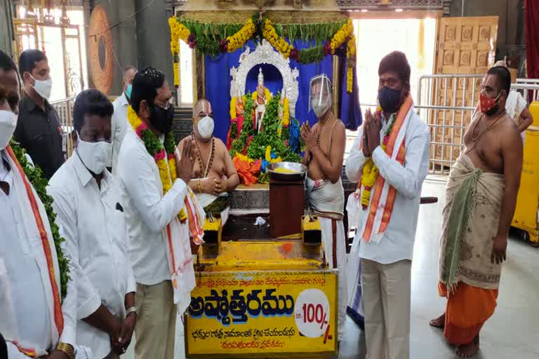 minister errabelli dayakarrao,yadadri temple, yadadri bhuvanagiri