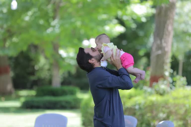 shahid-afridi-back-to-family-time-after-wife-and-kids-test-negative-for-covid