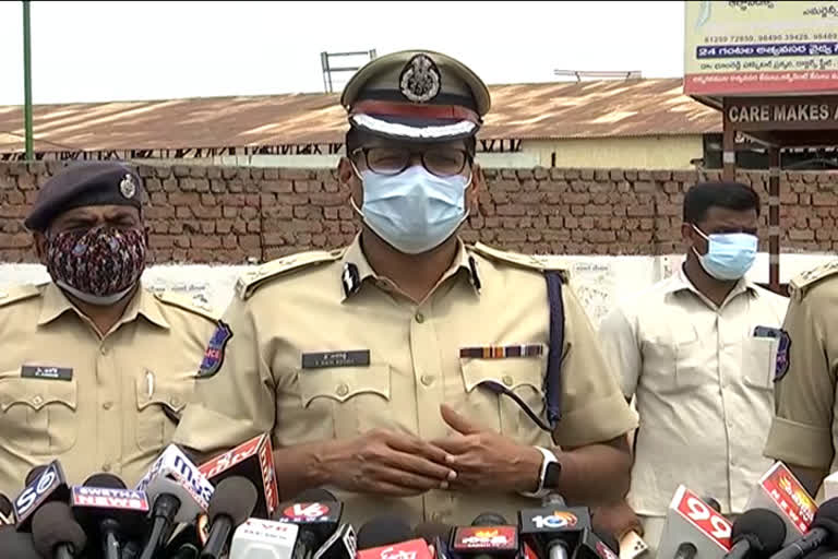 North Zone IG: అనుమతి లేకుండా రోడ్లపైకి వస్తే ఐసోలేషన్​కు తరలిస్తాం