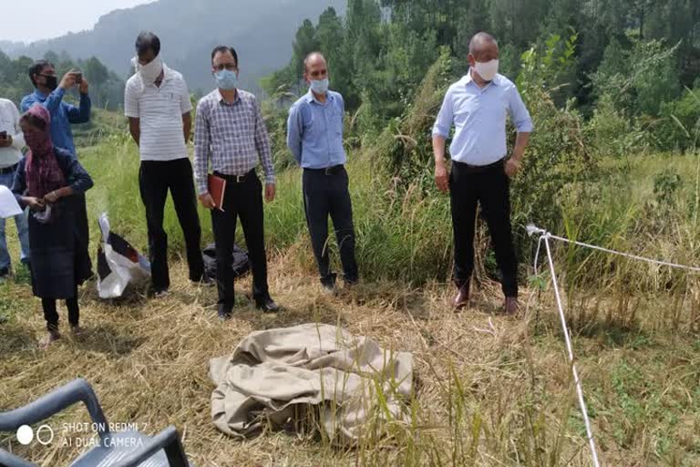 pauri dm visits fields