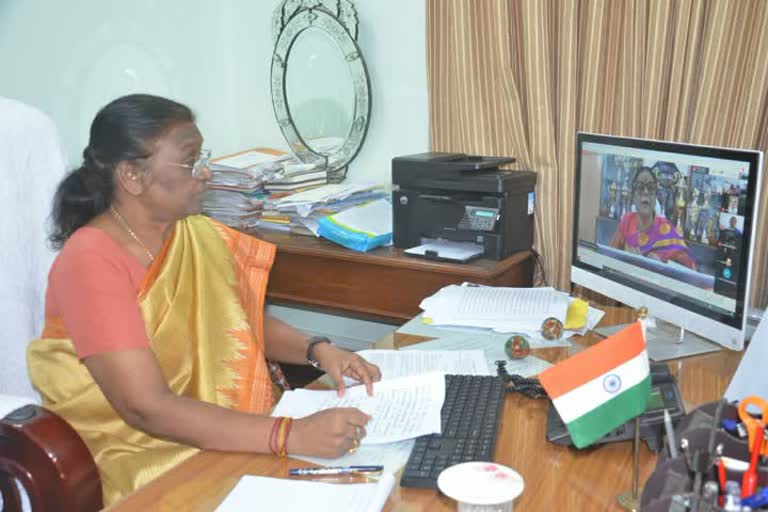 draupadi murmu attended webinar on tribal language in ranchi, वेबिनार में शामिल हुई द्रौपदी मुर्मू