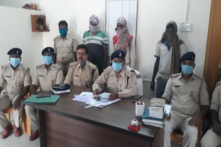 Three people of bike thief gang arrested in Bokaro