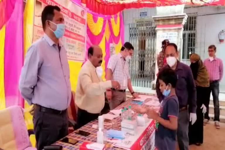 Campaign started to provide Albendazole medicine to people in Lohardaga