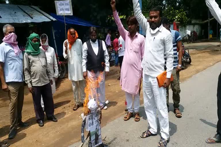 Effigy of Chinese President burnt in Latehar