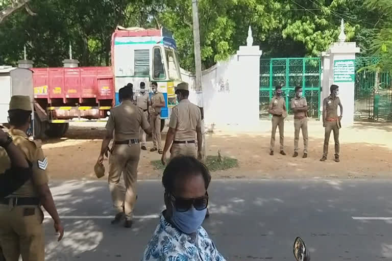 muslims pray bakrith ethka ground in tiruvannamalai