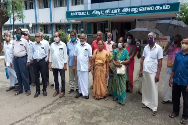 Tailors Petition Filling Protest In Kanniyakumari