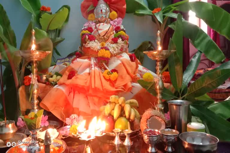 Varamahalakshmi worship in ranebennuru