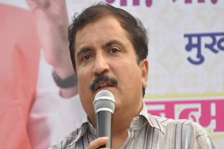 Atul bhatkhalkar