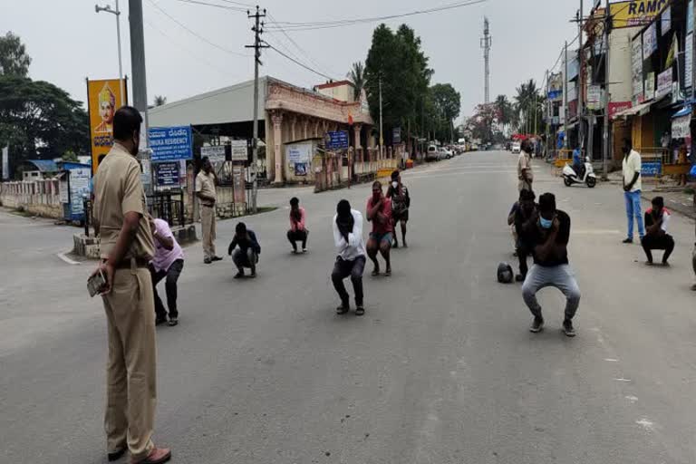 Beluru police punished who break the covid rules