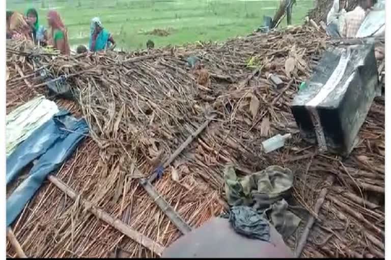 a woman died due to House fall down In Samastipur