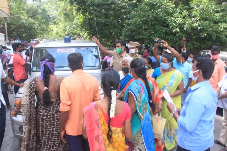 Governor office blockade protest in Puducherry