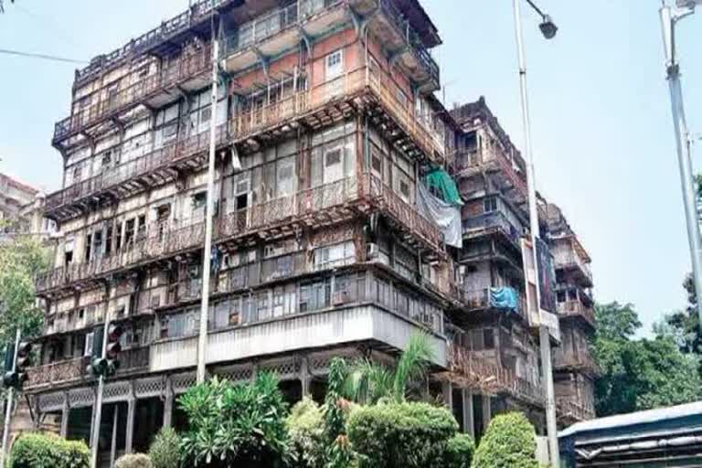 Buildings in dangerous situation mumbai, अतिधोकादायक इमारती मुंबई