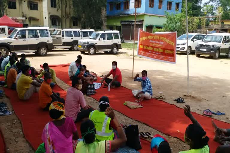 City Council workers on a five-day token strike in Simdega