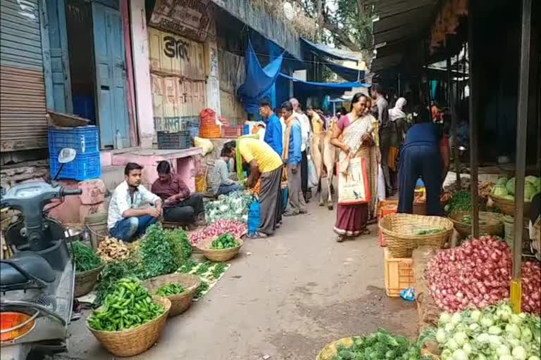 Vegetable market will be installed under flyover