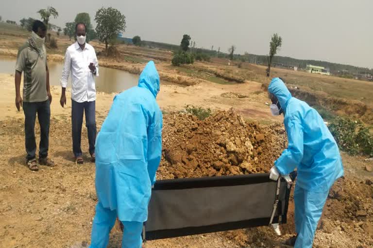 Funeral of the corona dead body