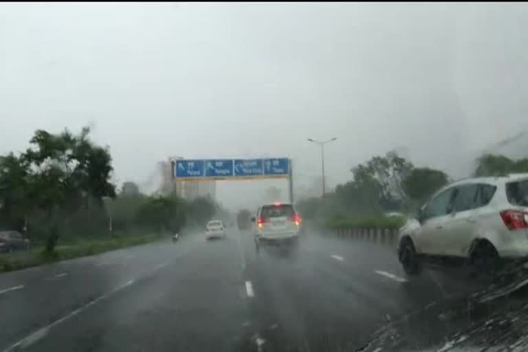 Thane rainfall