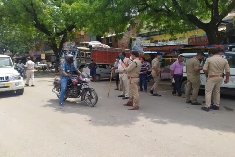 साप्ताहिक लॉकडाउन को लेकर प्रशासन सख्त 