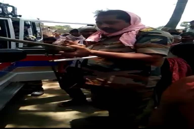 rifle waved in mutual dispute police arrested the accused in gaya