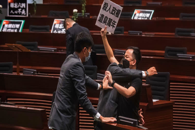 China National anthem, hongkong on China National anthem