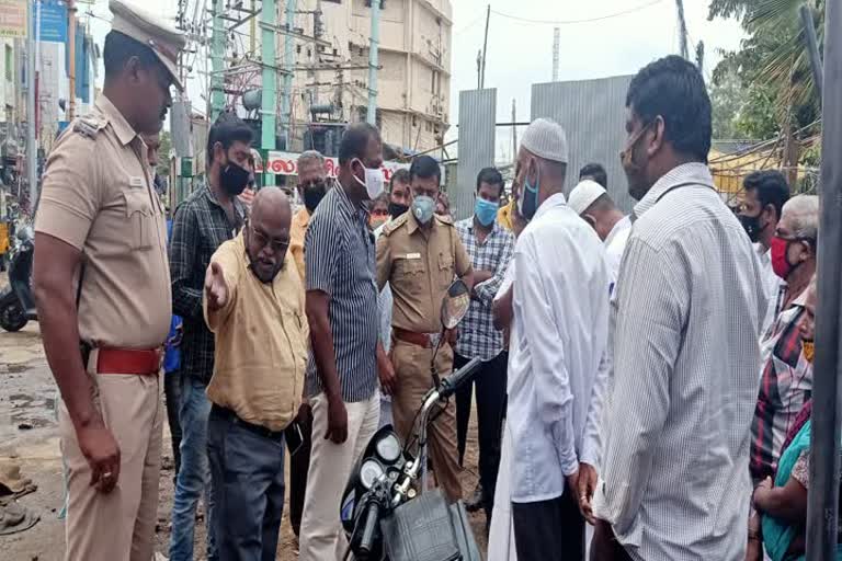 erode people besieging corporation officials for Smart City works