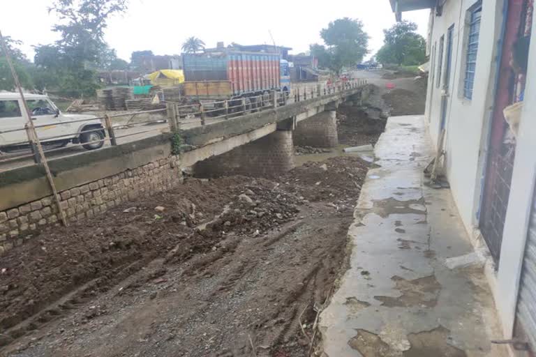 damaged bridge