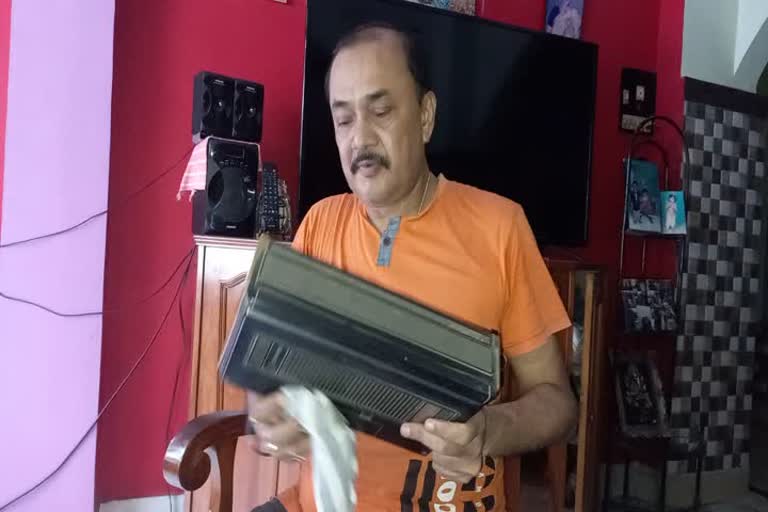 Mahalaya on radio