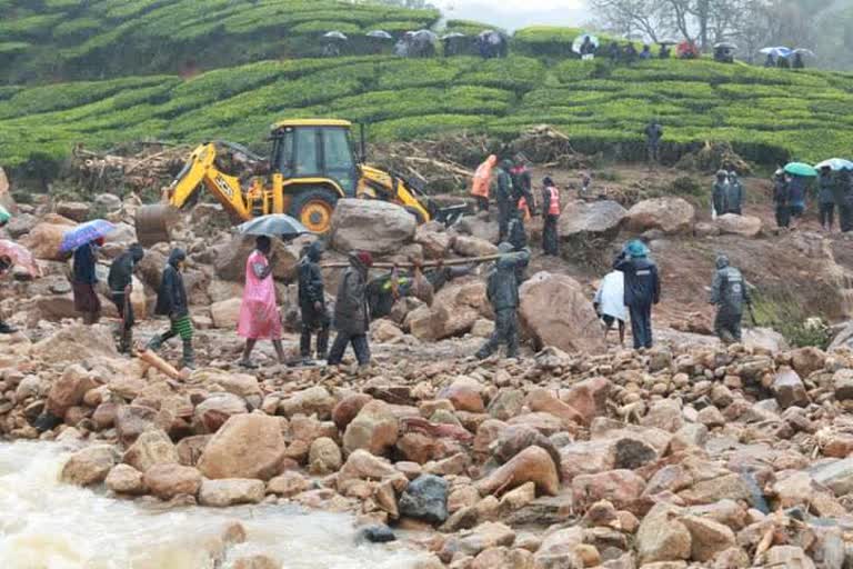 மூணாறு பெருந்துயர் : நிலச்சரிவில் இதுவரை 23பேர் உயிரிழப்பு!