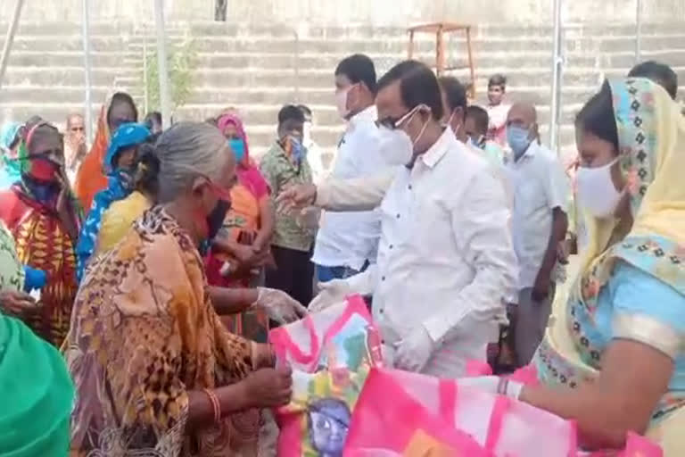 Aditya charitable trust distributed groceries in goshamahal