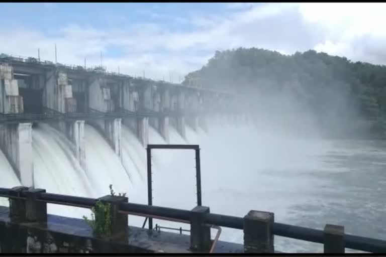 नागपूरला पाणी पुरवठा करणारे तोतलाढोहसह नवेगाव खैरी धरणातून पाण्याचा विसर्ग  