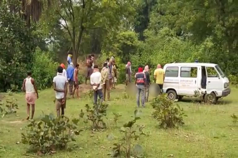 Dead body of elderly person found in pond in bokaro