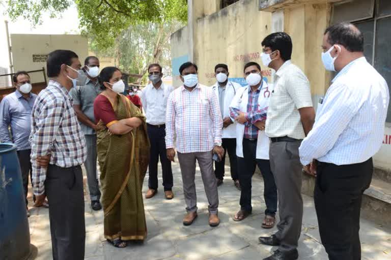 medchal collector shwetha mahanthi visited uppal vaccine center