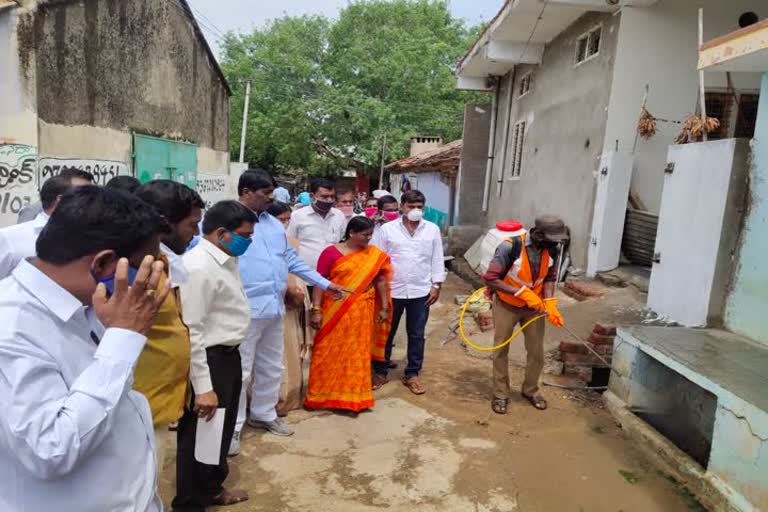 'సీజనల్ వ్యాధులు ప్రబలకుండా అందరూ జాగ్రత్త పడాలి'