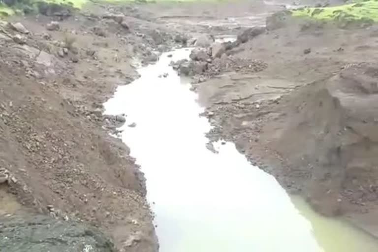 pond breaksout due to negligence of sub-engineer in dhar