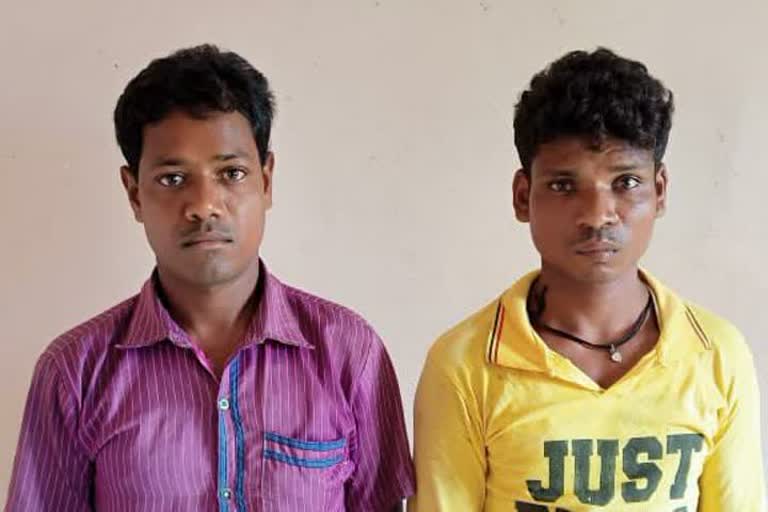 Success in arresting 2 Maoists