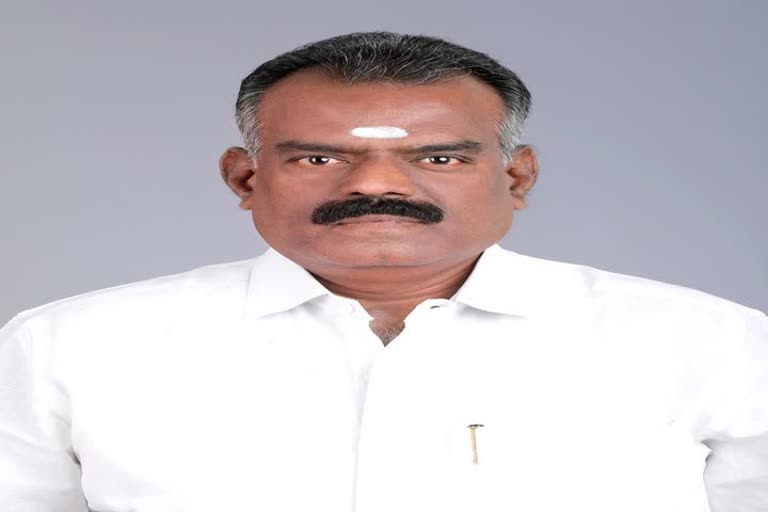 ammk soundarapandian relieves from the party