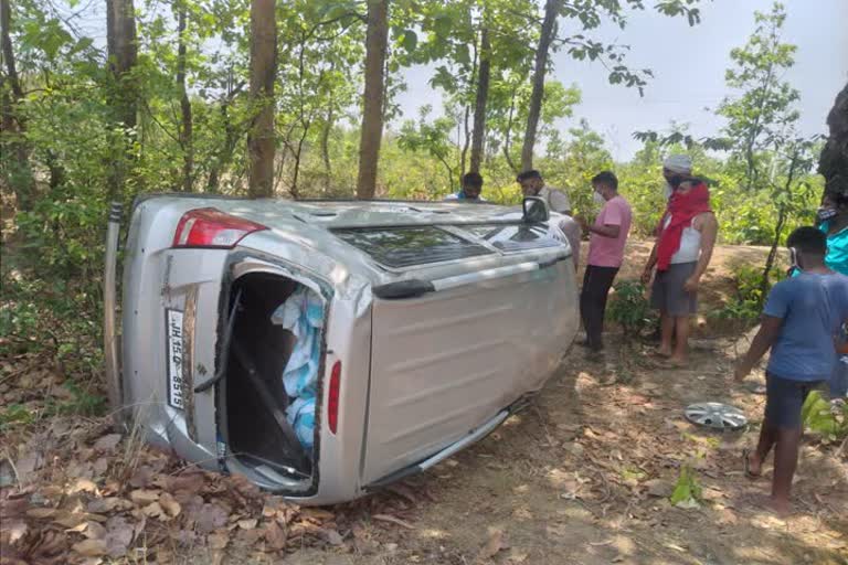 Car crash in two different police station area in Banka