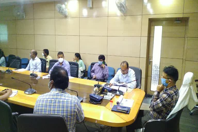 DC reviews current status of Municipal Corporation in Dhanbad