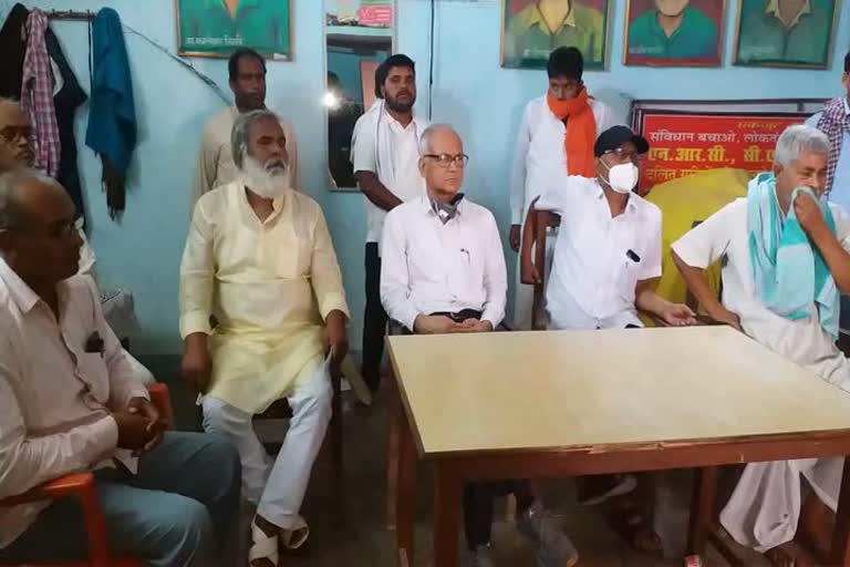 male secretary general meets victim family over triple murder case in gopalganj