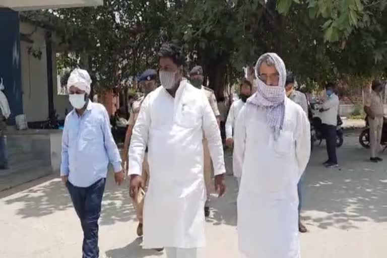 MLA inspected Sadar Hospital regarding corona patient treatment in Rohtas