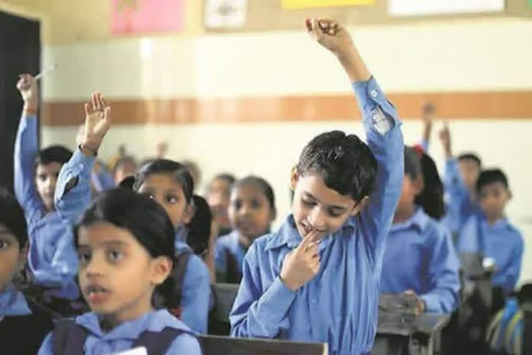 At 96.2%, Kerala tops literacy rate chart; Andhra Pradesh worst performer at 66.4%