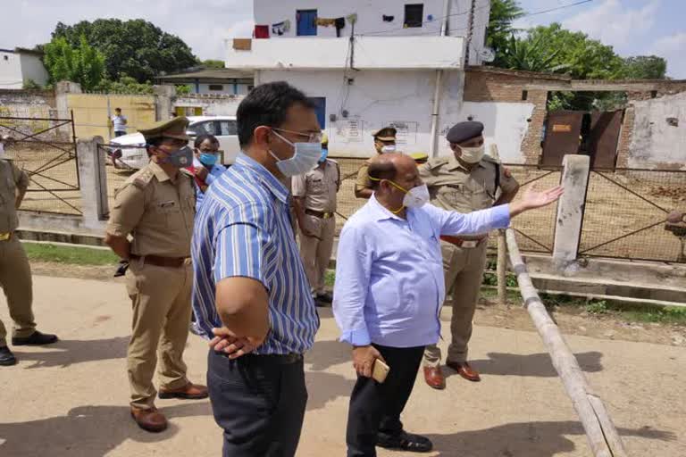 hamirpur dm inspected containment zone