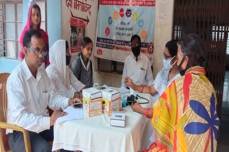 Health camp organized in Sahibangaj