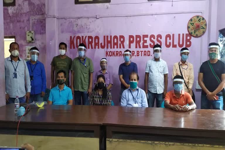 kokorajhar salakati ntcp distibutaion mask and hand senitaizer repoters 