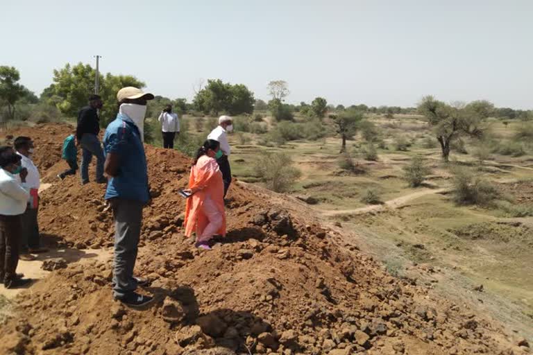 કલેક્ટર મુલાકાત