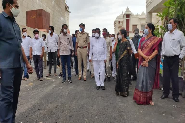 minister jagadeeswar reddy, yadadri sri lakshmi narasimha swamy temple  