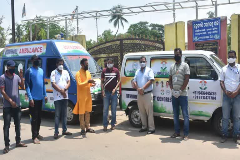 PCC president donate ambulances