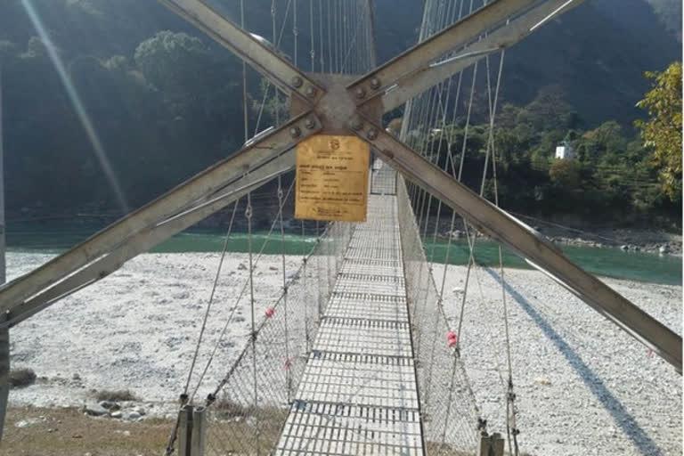 Dhar chul suspension bridge opens for ailing nepali student