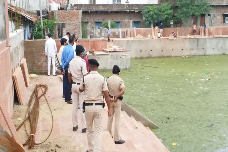 district magistrate inspection godavari lake