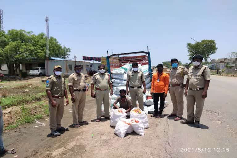 kamareddy, gutka packets seized, gutka packets 