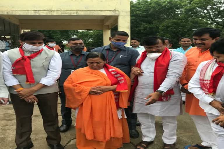 Expelled former MLA appeals to Uma Bharti to return home